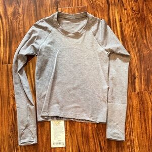 Lululemon Athletica Swiftly Tech Long Sleeve 2.0 Race length